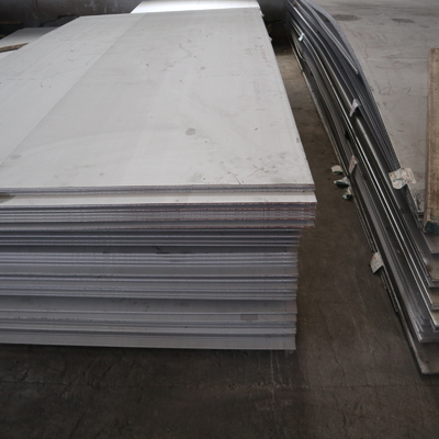 304 a folha de aço inoxidável laminada a alta temperatura 1000-6000mm lustrou 316 para o petróleo de construção