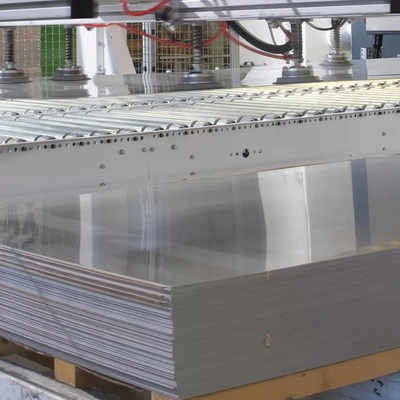 VAGABUNDOS 2B de aço inoxidável laminados a alta temperatura do comprimento de folha 1000-6000mm das propriedades mecânicas