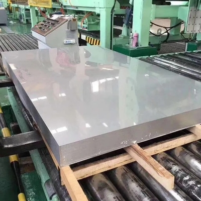 1 4 Placas de aço inoxidável laminadas a quente de alta processabilidade na indústria automóvel